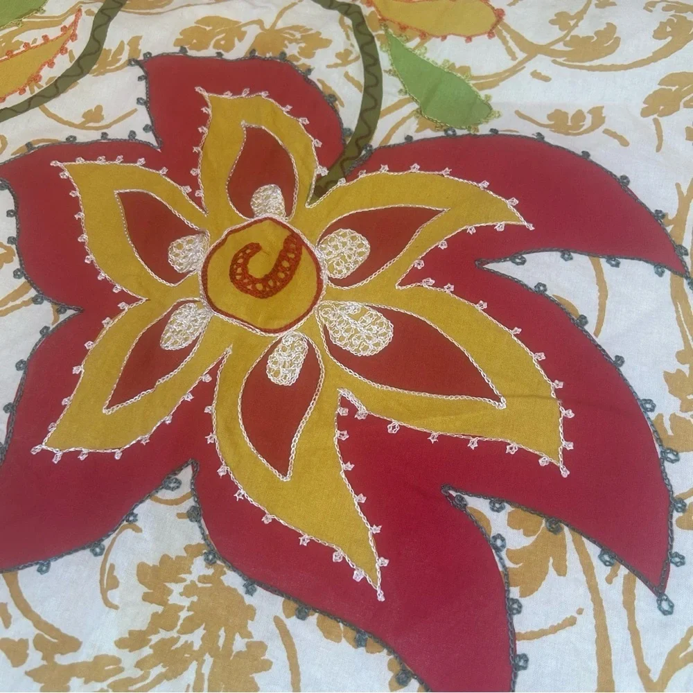 PIER 1 IMPORTS Boho Curtain Panels Set of 2 Light Filtering Floral Embroidered - Picture 3 of 10